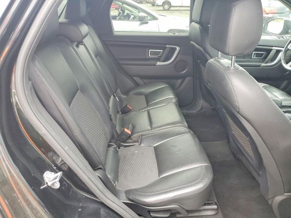 2016 LAND ROVER DISCOVERY SE