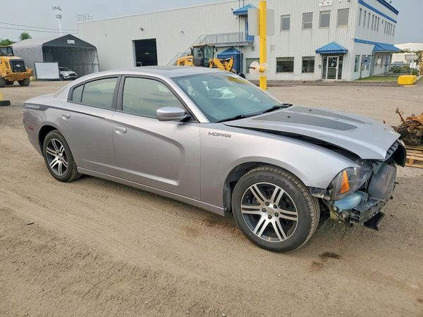 2013 DODGE CHARGER SXT