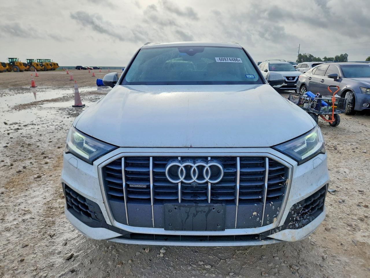 2020 AUDI Q7 quattro Premium Plus