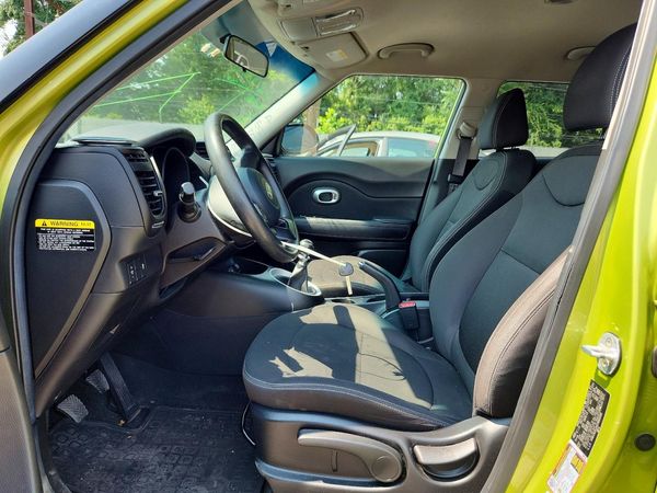 2017 KIA SOUL Base