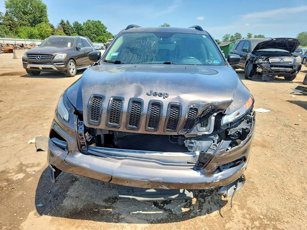 2017 JEEP CHEROKEE SPORT FWD