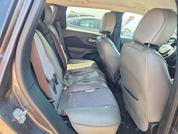 2017 JEEP CHEROKEE SPORT FWD