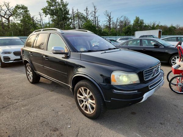 2013 VOLVO XC90