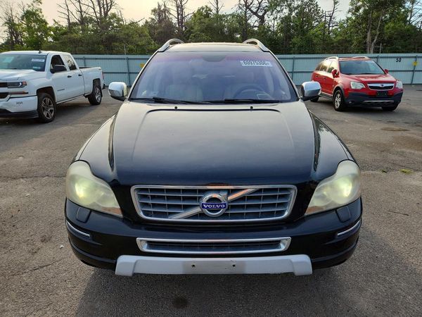 2013 VOLVO XC90