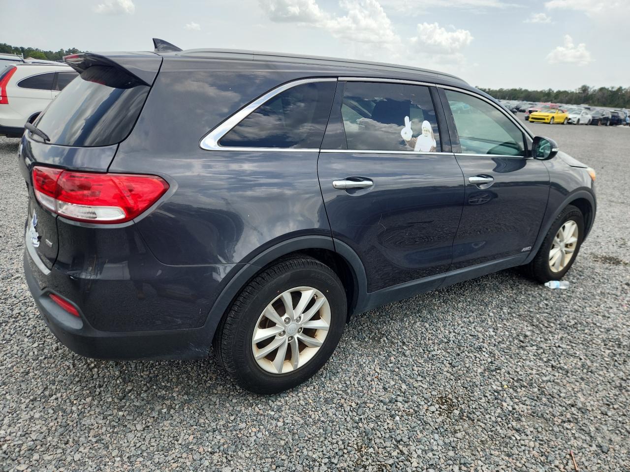 2017 KIA SORENTO L, LX