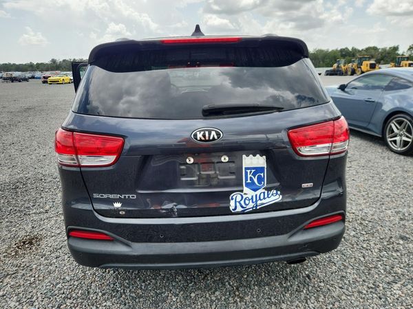 2017 KIA SORENTO L, LX