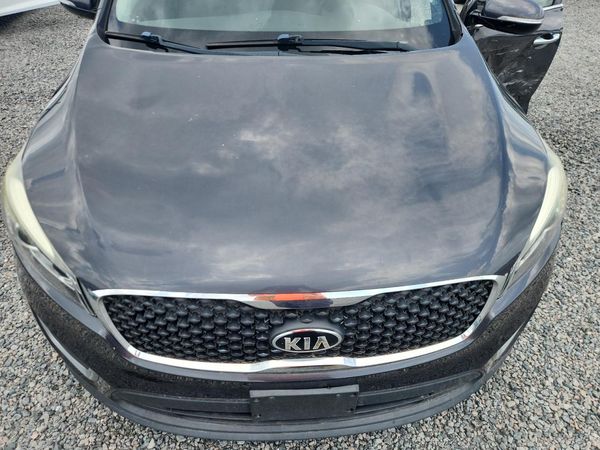 2017 KIA SORENTO L, LX