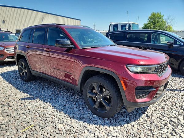 2024 JEEP GRAND CHEROKEE