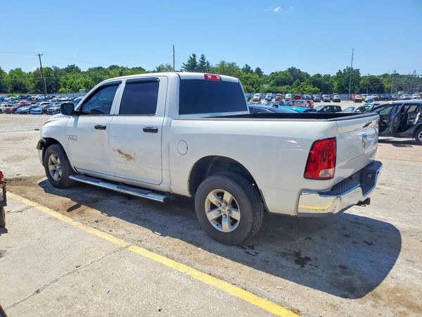 2014 RAM 1500 ST