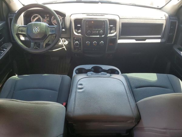 2014 RAM 1500 ST