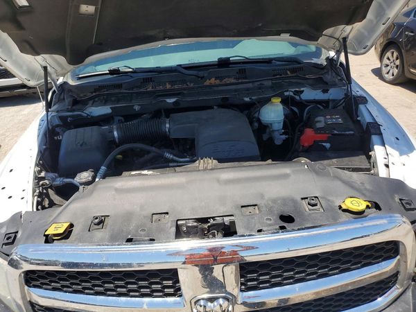 2014 RAM 1500 ST