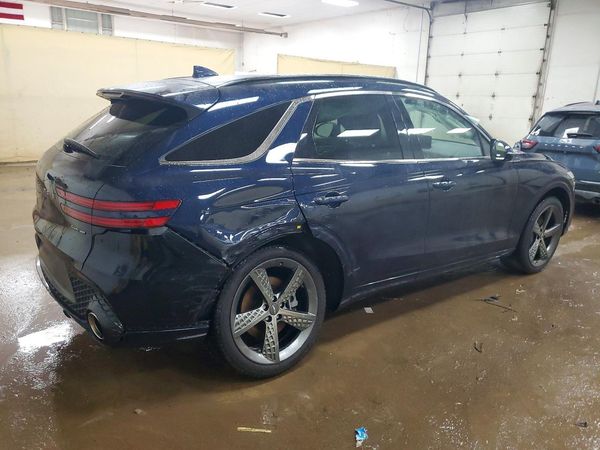 2022 GENESIS GV70