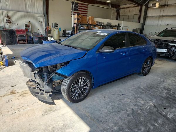 2024 KIA FORTE GT Line