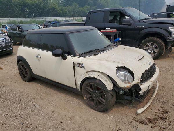 2012 MINI COOPER