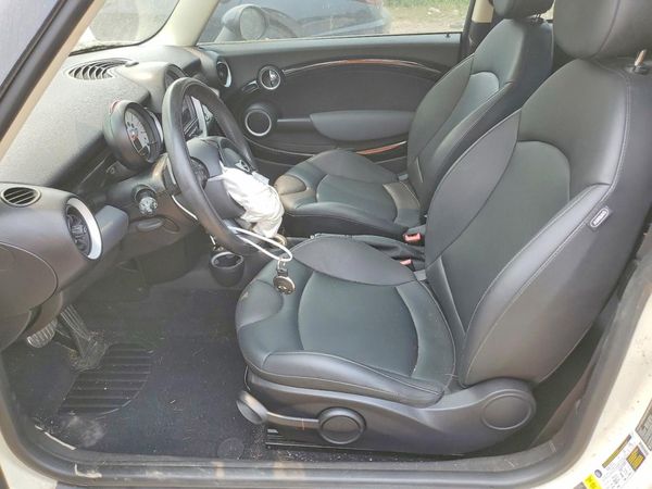 2012 MINI COOPER