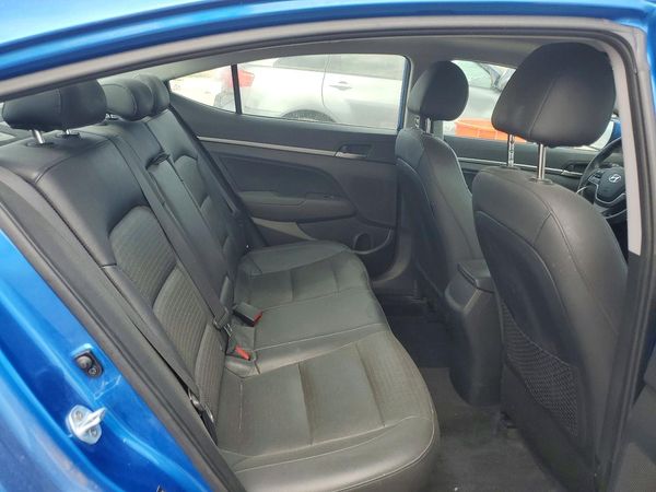 2017 HYUNDAI ELANTRA