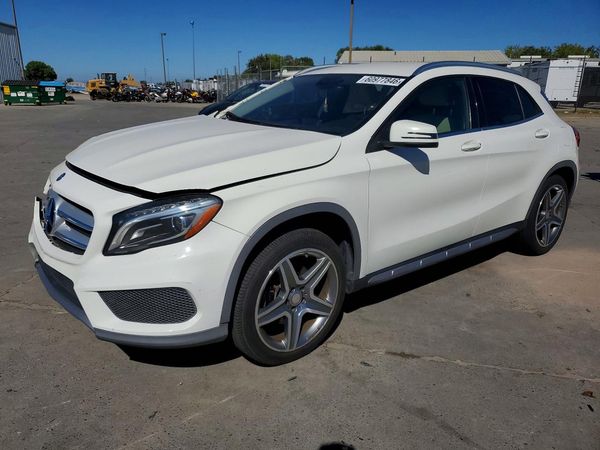 2015 MERCEDES-BENZ GLA GLA250 4-MATIC