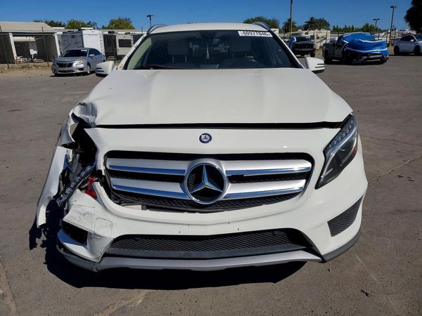 2015 MERCEDES-BENZ GLA GLA250 4-MATIC