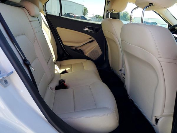 2015 MERCEDES-BENZ GLA GLA250 4-MATIC