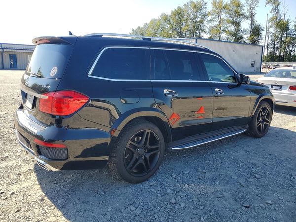 2014 MERCEDES-BENZ GL GL 550 4MATIC