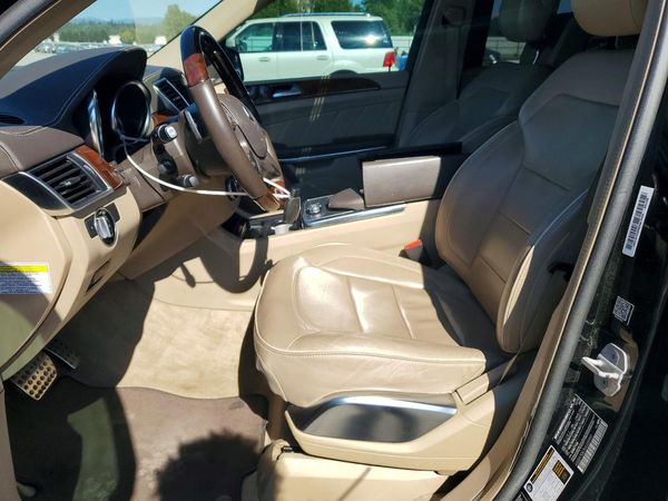 2014 MERCEDES-BENZ GL GL 550 4MATIC