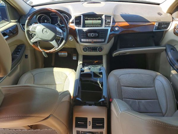 2014 MERCEDES-BENZ GL GL 550 4MATIC