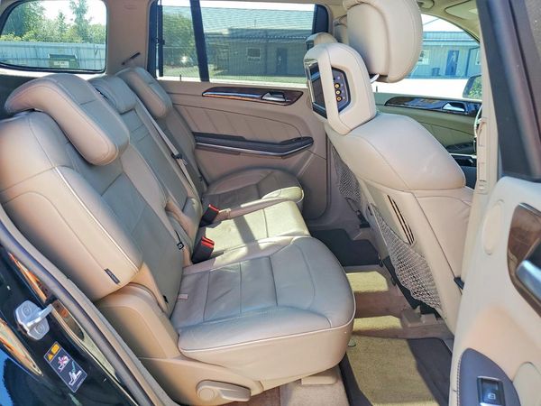 2014 MERCEDES-BENZ GL GL 550 4MATIC