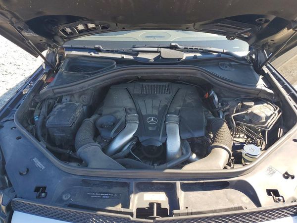 2014 MERCEDES-BENZ GL GL 550 4MATIC