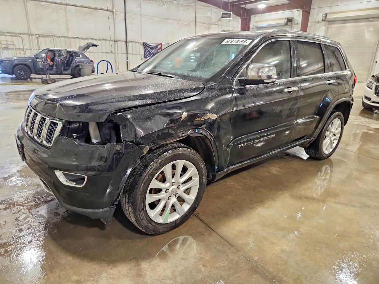 2017 JEEP GRAND CHEROKEE Limited