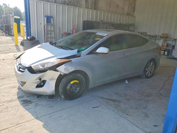 2012 HYUNDAI ELANTRA
