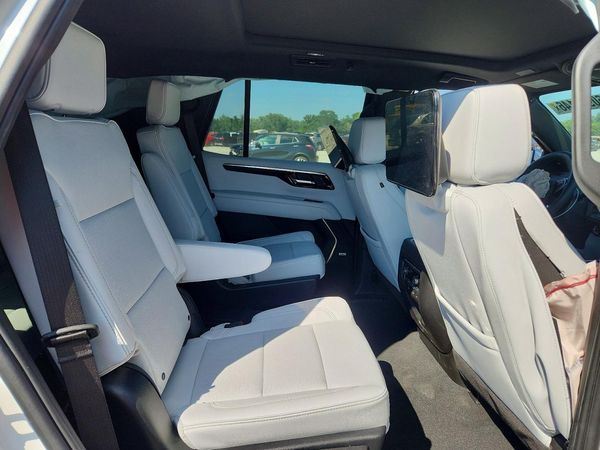 2025 CHEVROLET TAHOE