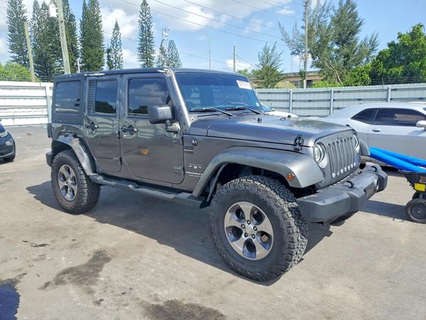 2016 JEEP WRANGLER UNLIMITED SAHARA 4X4
