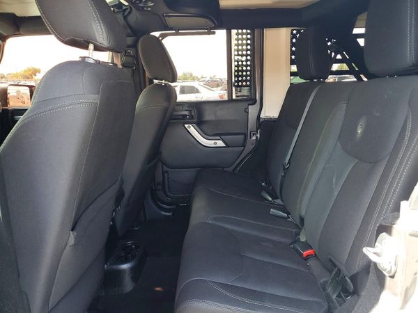 2016 JEEP WRANGLER UNLIMITED SAHARA 4X4