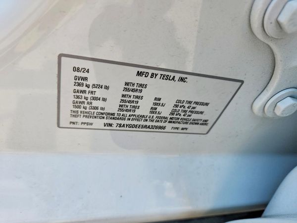 2024 TESLA MODEL Y