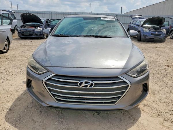 2017 HYUNDAI ELANTRA SE Base — DIRF