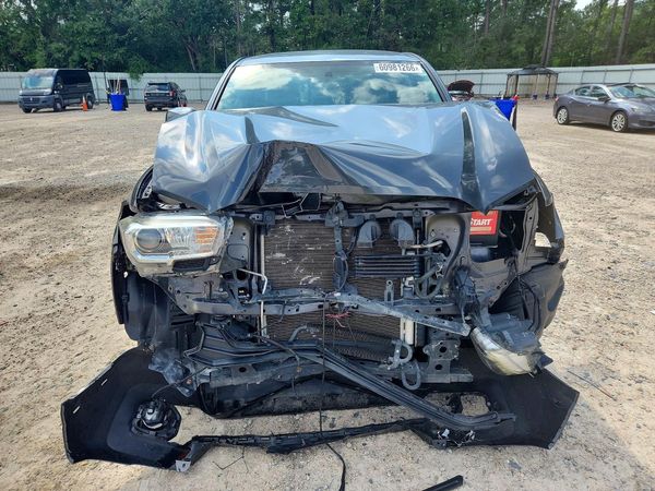 2016 TOYOTA TACOMA SR5/TRD Sport
