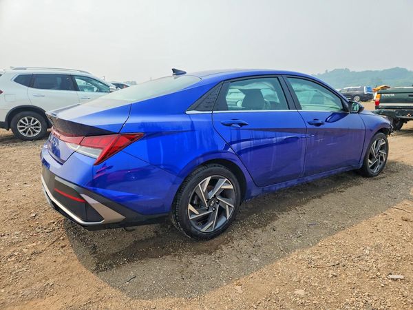 2024 HYUNDAI ELANTRA SEL w/ Convenience Pkg