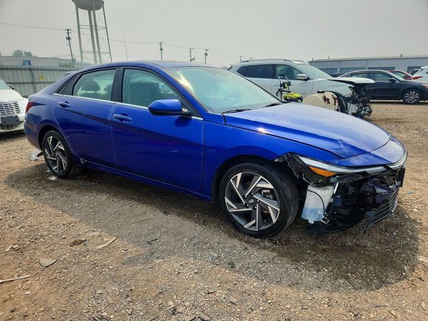 2024 HYUNDAI ELANTRA SEL w/ Convenience Pkg