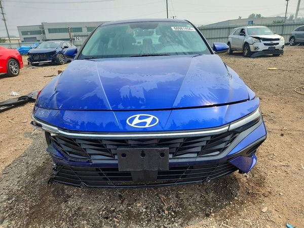 2024 HYUNDAI ELANTRA SEL w/ Convenience Pkg