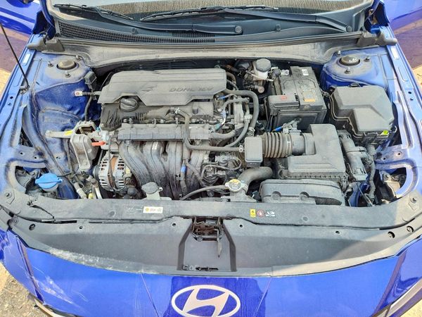 2024 HYUNDAI ELANTRA SEL w/ Convenience Pkg
