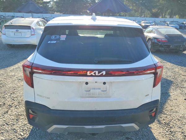 2024 KIA SELTOS LX