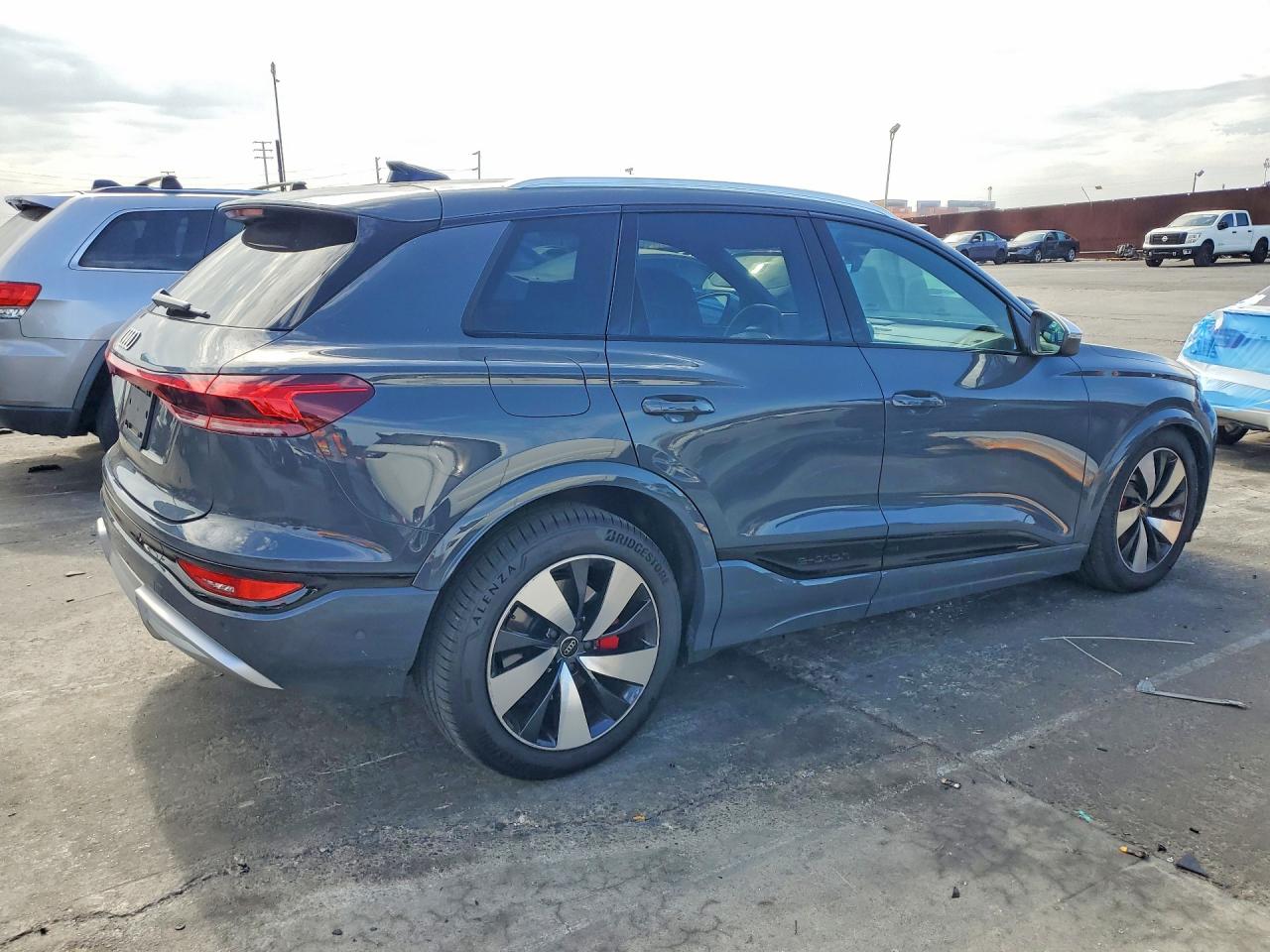 2025 AUDI SQ6 E-TRON