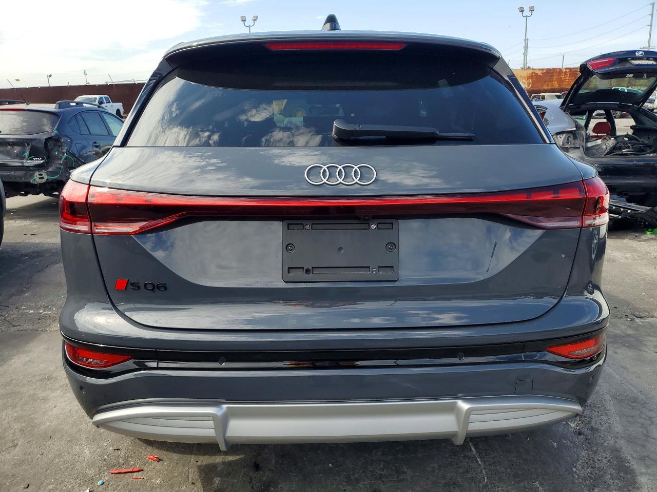 2025 AUDI SQ6 E-TRON