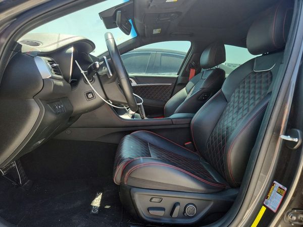 2023 GENESIS G70