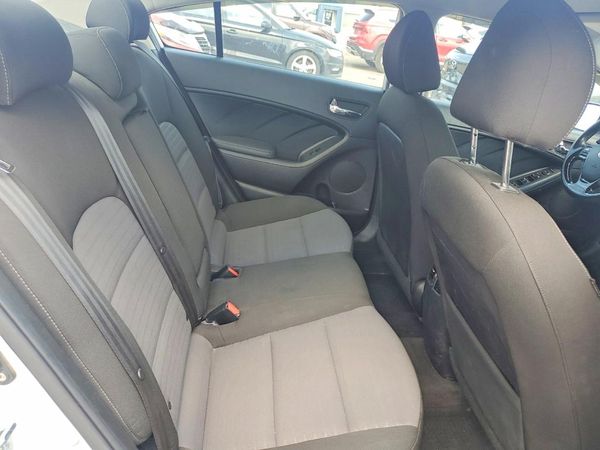 2017 KIA FORTE EX