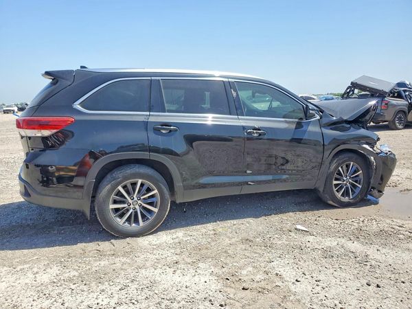 2019 TOYOTA HIGHLANDER SE/XLE