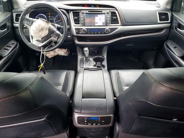 2019 TOYOTA HIGHLANDER SE/XLE
