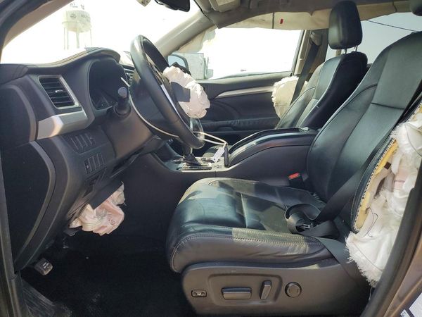 2016 TOYOTA HIGHLANDER Base/Hybrid