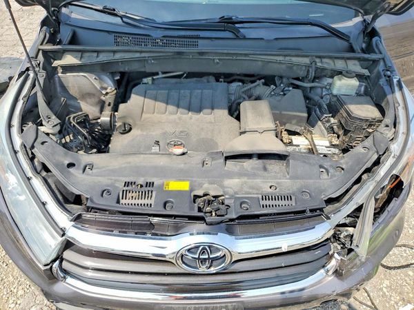 2016 TOYOTA HIGHLANDER Base/Hybrid