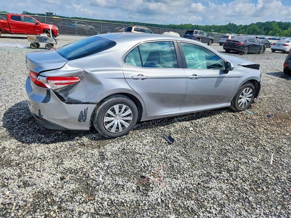 2018 TOYOTA CAMRY L/LE/SE/XLE